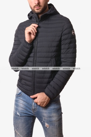 Giubbotto Colmar uomo nero 100 gr. con cappuccio