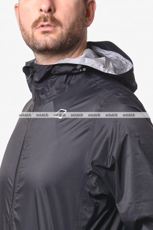 Giubbotto Kway uomo nero ultaleggero Charmain Travel
